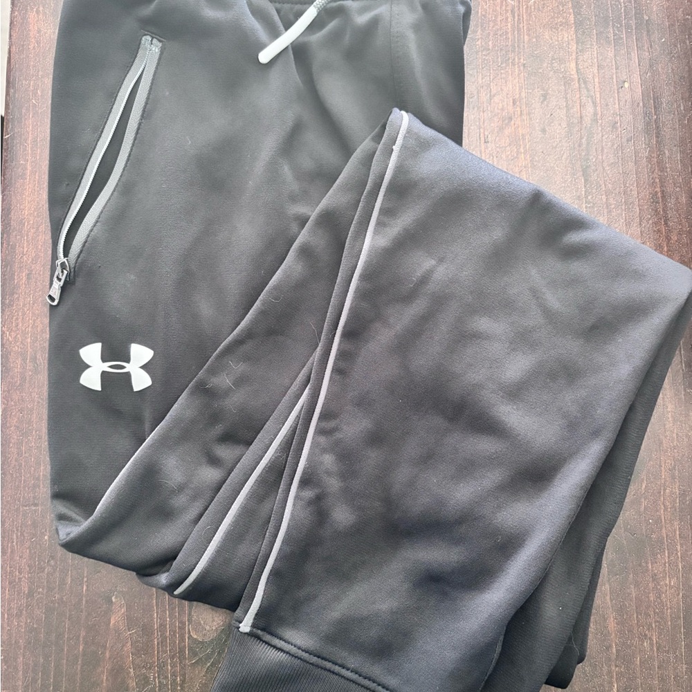 Under Armour Big Boys Black Joggers
